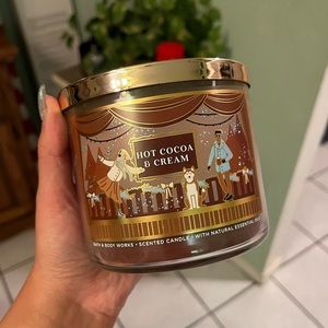 COPY - Bath and Body Works 2022 Hot Cocoa & Cream 3-Wick Candle